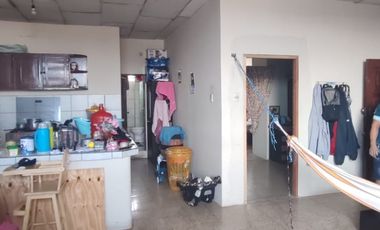Vendo casa rentera esquinera en el centro sur de Guayaquil