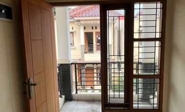 4-BEDROOM HOUSE IN MEKARSARI, SOUTH TAMBUN, BEKASI.