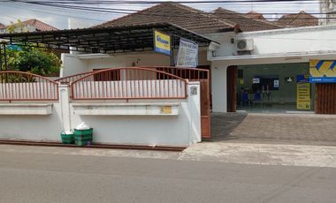 Disewakan Rumah Untuk Kantor 203 m2 Strategis Belakang Monjali, Dekat Terminal Jombor, Jogja City Mall, Indogrosir, RSA UGM, UTY