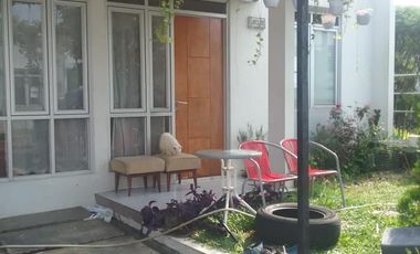 Rumah Hook Premium SHM Dijual Sangat Murah LT 130 m2/LB 96 m2