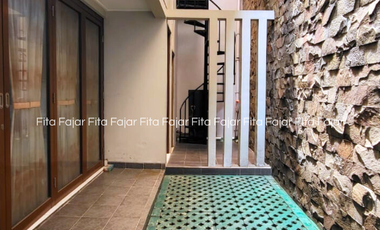 Disewakan Rumah di Discovery Fiore Bintaro Jaya Sektor 9 Tangsel