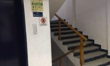 CONSULTORIO U OFICINA EN LA COL LADRON DE GUEVARA. 2o. NIVEL, ELEVADORES