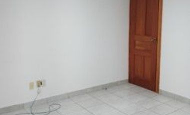 CONSULTORIO U OFICINA EN LA COL LADRON DE GUEVARA. 2o. NIVEL, ELEVADORES