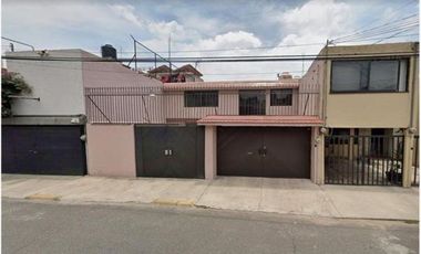 CASA EN REMATE COYOACAN