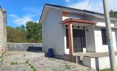 Rumah Murah Luas 125 Meter di Queen Garden Dekat Brimob Serang
