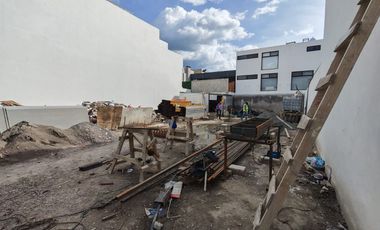 Venta de Lote Terreno en Lomas de Angelopolis