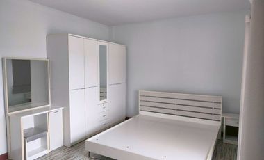 2-Storey Townhome for Sale – Great location, convenient transportation, only 3 minutes to San Sai Luang Temple.