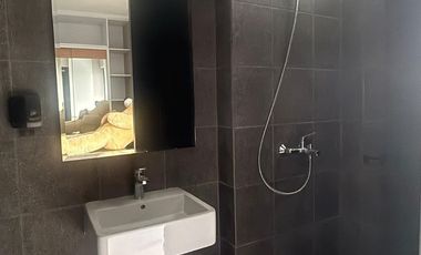 Disewakan Rumah Genova Minimalis Full Furnish di Summarecon