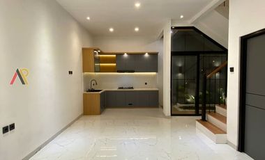 Rumah Ready Di Komplek Pancoran Mas Permai Mampang Depok Dekat TOL KRL