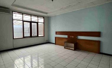 Rumah Ruko 2 Lantai Cocok untuk Bisnis/tempat Usaha Shm Di pusat kota Sayap Gardujati Kota Bandung