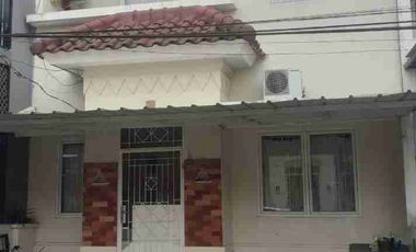 DISEWAKAN TAMAN UBUD  LIPPO KARAWACI BARAT