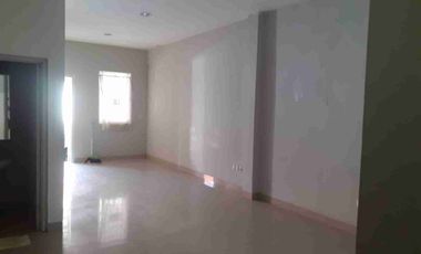 DISEWAKAN TAMAN UBUD  LIPPO KARAWACI BARAT