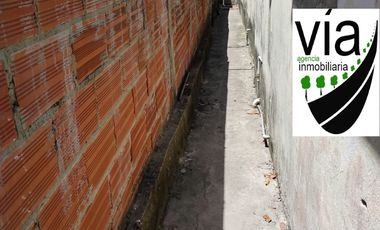 Remate de casa con gran terreno de 500 metros cuadrados barrio Las Delicias