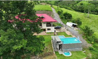 CASA VISTA PANORÁMICA EN PRUSIA POZUZO OXAPAMPA