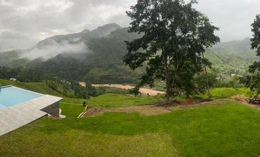 CASA VISTA PANORÁMICA EN PRUSIA POZUZO OXAPAMPA