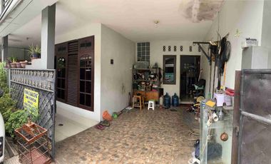 Dijual Cepat Rumah 2 Lantai Lokasi Strategis di Galaxy Kota Bekasi