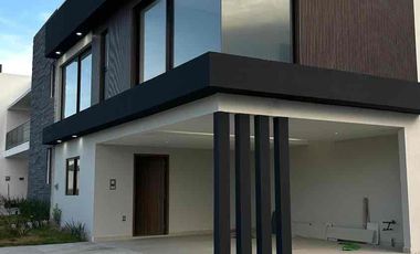 Casa en Venta en Punta Tiburón en esquina, en la Riviera Veracruzana