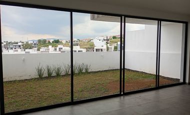 CASA EN VENTA EN LOMALTA TRES MARIAS MORELIA