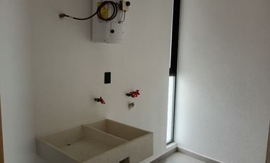 CASA EN VENTA EN LOMALTA TRES MARIAS MORELIA