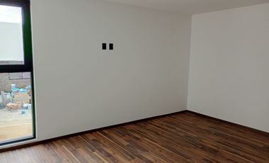 CASA EN VENTA EN LOMALTA TRES MARIAS MORELIA