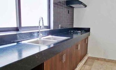 Casa en venta con alberca Cerca del BLVD Belisario Domínguez Fracc Boulevares