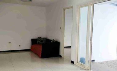 Disewakan Rumah 2 Lantai Di Perumahan Pondok Candra Waru Sidoarjo