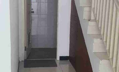 Disewakan Rumah 2 Lantai Di Perumahan Pondok Candra Waru Sidoarjo