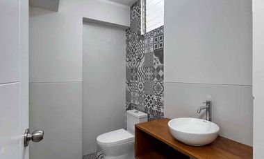 🏢 APARTAMENTO DUPLEX EN VENTA ; PISO 8vo📍HUANCARO DE 📐198.10m2.  ☎️📲📞