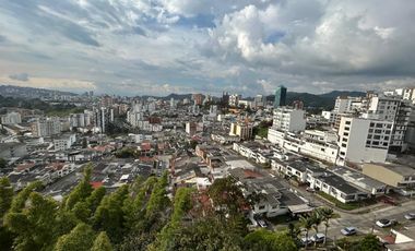 ALQUILO APARTAMENTO EN UBICACION PRIVILIGIADA EN EL SECTOR LAS CAMELIAS DE 154M2, MANIZALES