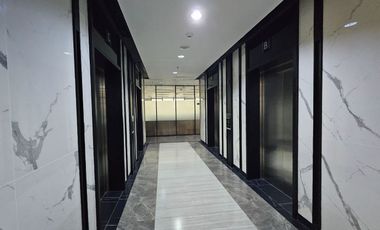 Disewakan Office space dengan Interior mewah sudah full furnish di The Smith, Alam sutera