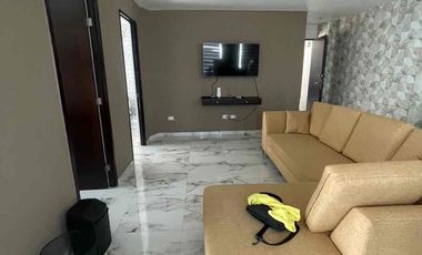 RENTO DEPARTAMENTO AMUEBLADO ENFRENTE DE PLAZA AMERICAS