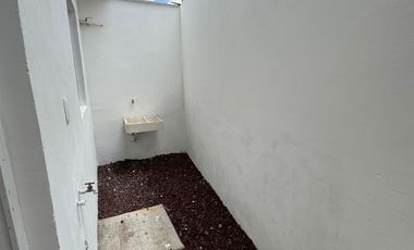 CASA CALLE HIGUERA COL. MIGUEL ALEMAN