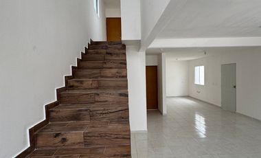 CASA CALLE HIGUERA COL. MIGUEL ALEMAN