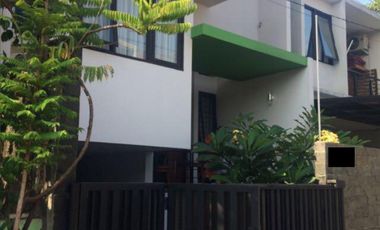 Rumah dijual Murah 3 Lantai, Pondok Kelapa, Jakarta Timur dekat Tol Becakayu