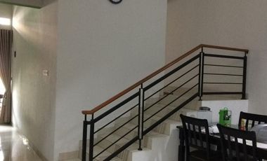 Rumah dijual Murah 3 Lantai, Pondok Kelapa, Jakarta Timur dekat Tol Becakayu