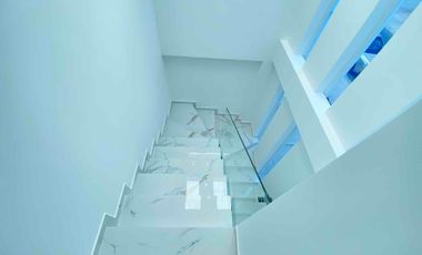 Casa en alquiler – Urbanización Romana,  Norte de Manta