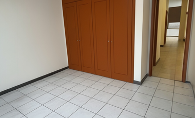 Departamento alquiler - urbanización Santa Cecilia - 3 dormitorios