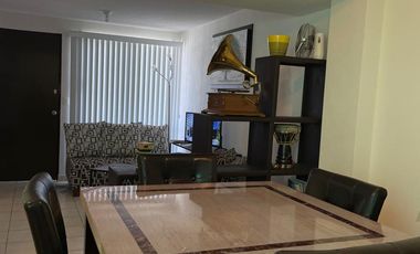 GRAN CASA EN VENTA EN LA FLORIDA