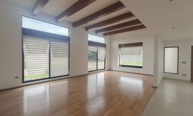 CASA EN VENTA JARDINES DEL LAGO EN AGUASCALIENTES