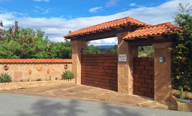 Venta casa 3 niveles a 800 m del pueblo de Villa de Leyva