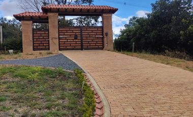Venta casa 3 niveles a 800 m del pueblo de Villa de Leyva