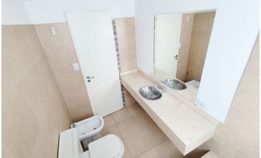 ALQUILA: Dpto 1 Dormitorio, Cocina Separada/ Complejo Torres H