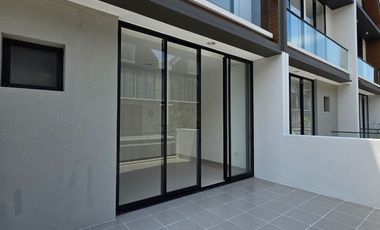 Disewakan Rumah Osaka PIK 2 Ukuran 6x10 3 kamar tidur cuma 75Juta