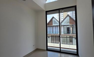 Disewakan Rumah Osaka PIK 2 Ukuran 6x10 3 kamar tidur cuma 75Juta