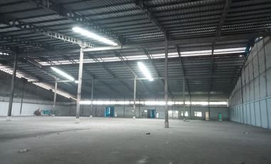 Gudang bagus harga nego dalam kawasan di Karawang