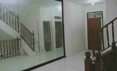 Dijual Ruko 3 Lantai Pengukiran