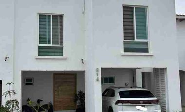 VENTA DE CASA EN CEDROS RESIDENCIAL RESERVA