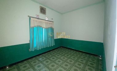 RUMAH SUPER LUAS MURAH KONDISI BAGUS TERAWAT DEKAT JL. BERBAH-PIYUNGAN