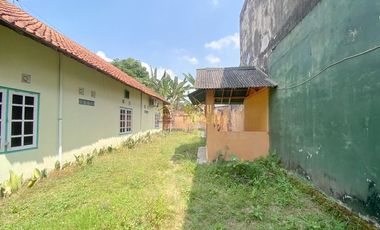 RUMAH SUPER LUAS MURAH KONDISI BAGUS TERAWAT DEKAT JL. BERBAH-PIYUNGAN