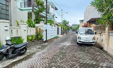 Sale rumah mewah ada pool one gate security 24jam jl6mtr dkt transmart